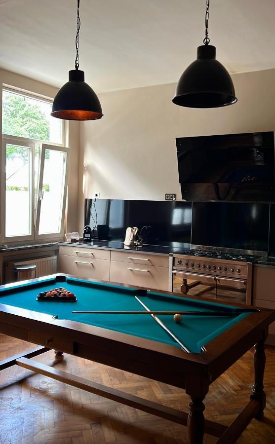 דירות מונס Capsule Casino - Jacuzzi - Billard - Netflix - Console & Jeux מראה חיצוני תמונה