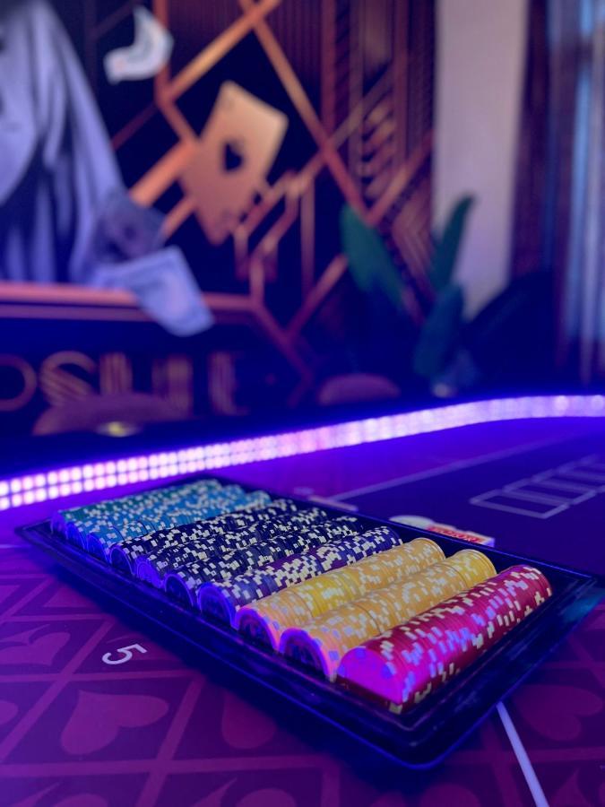 דירות מונס Capsule Casino - Jacuzzi - Billard - Netflix - Console & Jeux מראה חיצוני תמונה